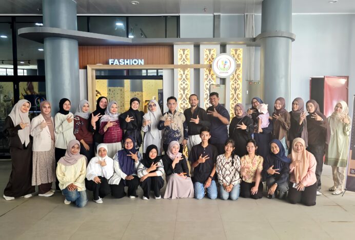 AMANAH Kembangkan Talenta Fashion Muda, Dorong Ekonomi Kreatif Aceh yang Berkelanjutan