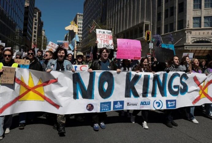 Bisakah Trump Dimakzulkan Gegara Picu Perang AS-Iran & Krisis Dunia?