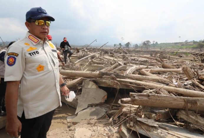 Kayu Hanyutan Banjir Aceh dan Sumatera Dimanfaatkan jadi Material Huntara Warga Terdampak Bencana