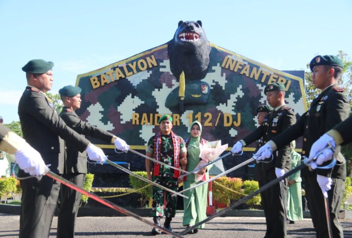 Danyonif 112/DJ Resmi Dilepas, Suasana Haru Iringi Tradisi Satuan