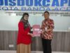 Disdukcapil Banda Aceh Serahkan 27 Keping KIA untuk TK Permata Bunda