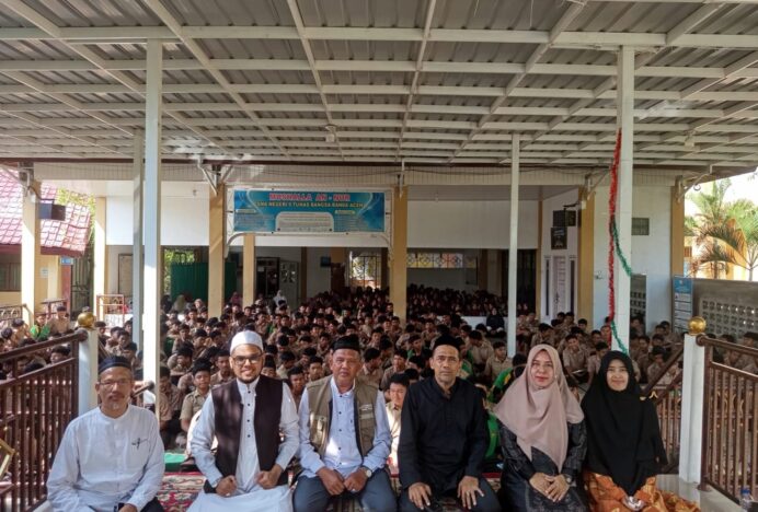 Semangat yang Menular, Safari Dakwah Dinas Syariat Islam Banda Aceh Bangkitkan Antusiasme Siswa SMAN 9