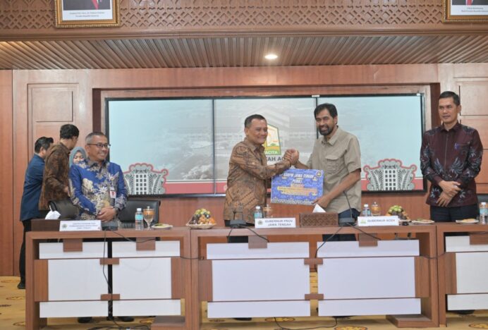 Terima Kunjungan Gubernur Jawa Tengah, Mualem Perkuat Sinergi Antar Daerah