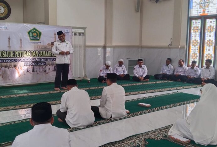 Kanwil Kemenag Aceh Gelar Doa Bersama dan Peusijuek Jemaah Haji 1447 H