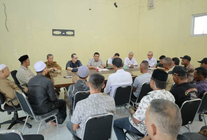 Bupati Aceh Besar Dorong Gampong di Pulo Aceh Lebih Aktif Usulkan Program untuk Warga