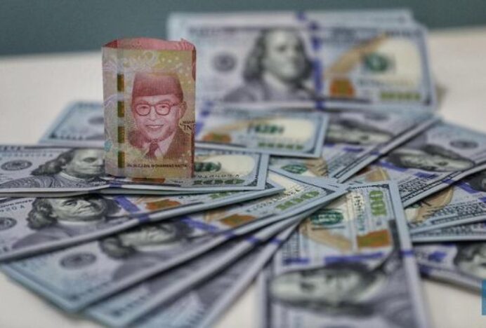 Kurs Rp17.000/US$, Ini Penyebab & Analisa Jatuhnya Rupiah
