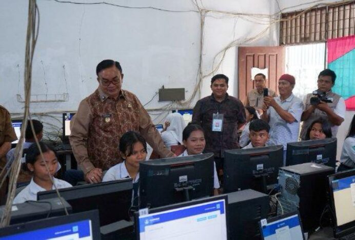 Bupati Aceh Tenggara Monitor Pelaksanaan TKA di Beberapa Sekolah