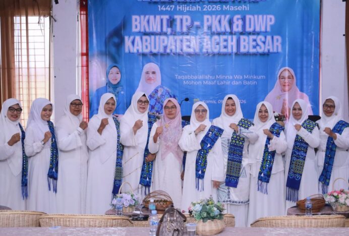 Silaturahmi BKMT, TP-PKK, dan DWP Aceh Besar Perkuat Kebersamaan