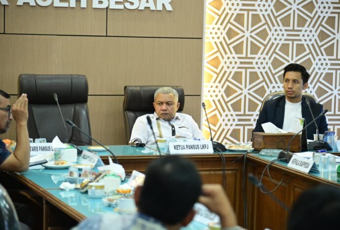 Pansus DPRK Aceh Besar Dalami LKPJ Bupati 2025