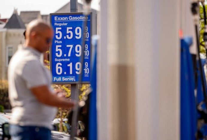 Warga AS Ngamuk Harga BBM Meroket: Kami yang Kena Apes Perang Konyol