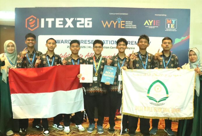 Santri RIAB Raih Gold Award di Ajang WYIE 2026 Malaysia Lewat Inovasi Snack Bar Berbahan Biji Kurma dan Labu Kuning