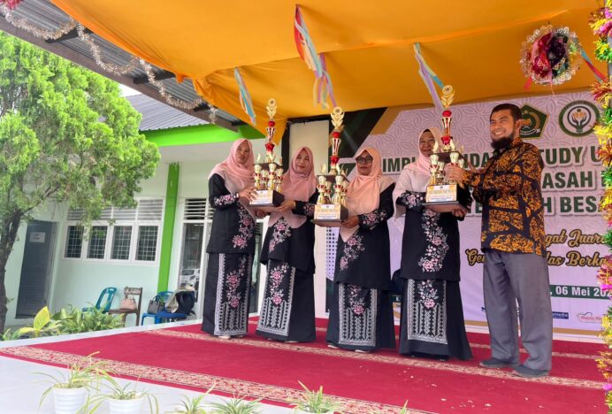 MIN 8 Aceh Besar Juara Umum Olimpiade MI 2026