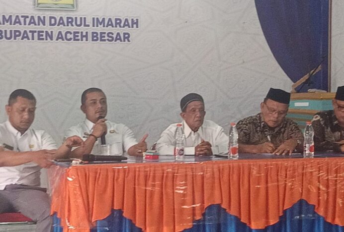 Camat Darul Imarah Pimpin Sosialisasi Pemilihan Tuha Peut Gampong 2026–2032