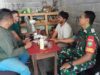 Perkuat Kedekatan dengan Warga, Babinsa Peukan Bada Aktif Jalin Komsos di Desa Binaan