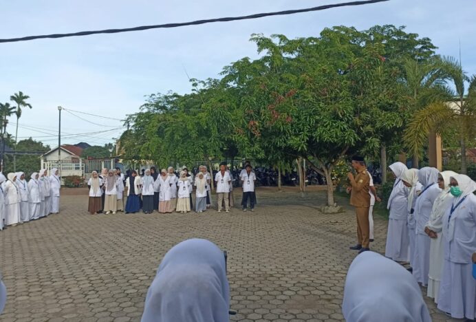 Pimpin Apel, Camat Kuta Baro Pastikan Layanan Puskesmas Maksimal