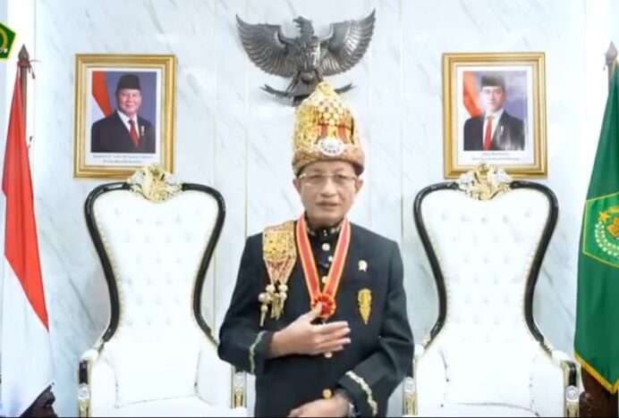 Menteri Agama Pakai Baju Adat Aceh saat Ucapan Peringatan Bulan Maria, Tuai Beragam Tanggapan Warga Aceh