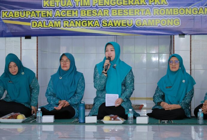 Ketua TP PKK Aceh Besar Dorong PKK Gampong Ajuen Sukseskan 10 Program Pokok PKK