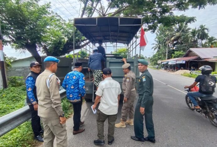 Satpol PP dan WH Aceh Jaya Amankan Pencari Sumbangan Keliling