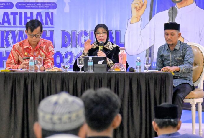 Wali Kota Illiza Isi Materi Pelatihan Dakwah Digital DSI Banda Aceh