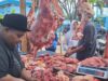 Warga Serbu Pasar Daging Meugang Subsidi Pemko Banda Aceh, Harga Rp150 Ribu per Kg