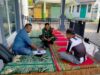 Babinsa Lam Hasan Peukan Bada Bersama Aparatur Desa, Bahas Keamanan Lingkungan