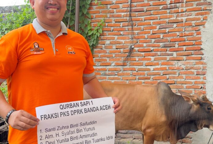 Fraksi PKS DPRK Banda Aceh Kembali Salurkan Sapi Qurban pada Idul Adha 1447 H