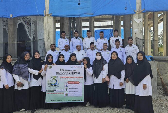Peringati Harlah Ke-3 IPARI Aceh Selatan, Penyuluh Agama Gelar Aksi Peduli Lingkungan