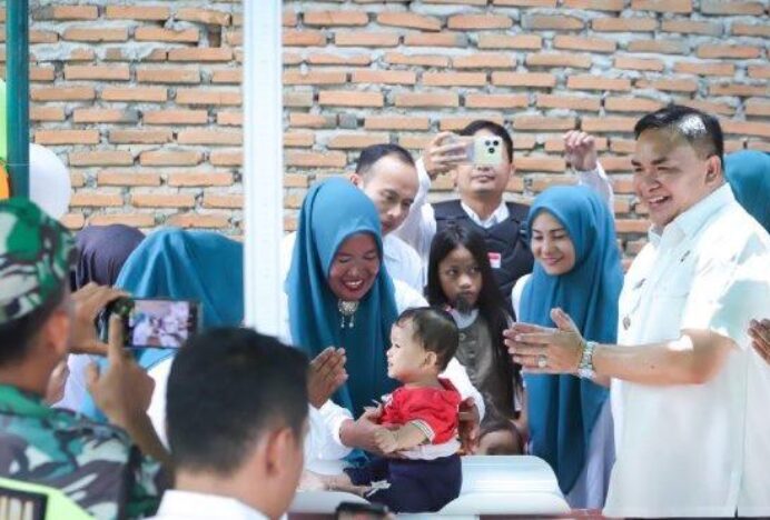 Bupati Fakhry Tinjau Posyandu Serentak 2026