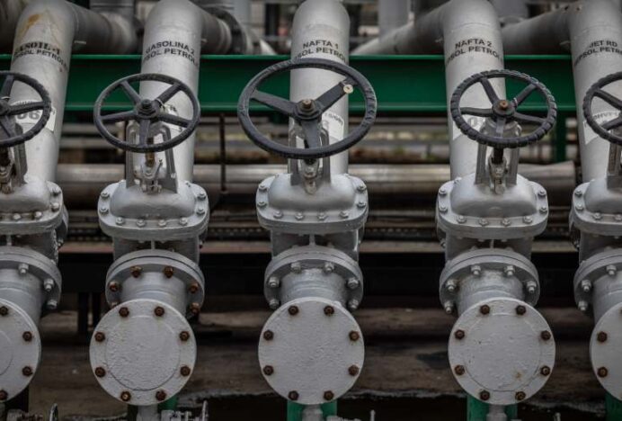 Harga Minyak Dunia Berangsur Turun Respons AS Soal Akhiri Perang