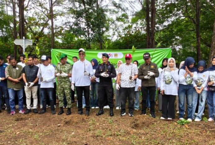 Kadinsos Aceh Hadiri Kampanye Pemuda Aceh Peduli Lingkungan