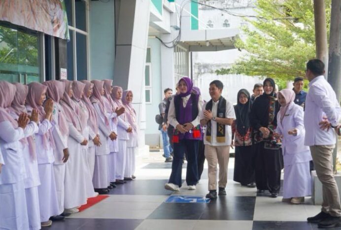 Bersama Wali Kota, Wamenkes RI Tinjau Sejumlah Layanan Kesehatan di Banda Aceh