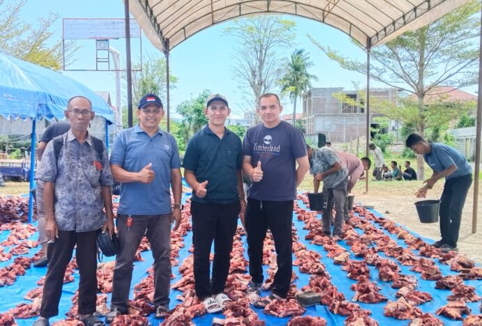 Maknai Idul Adha 1447 H, Gampong Tanjong Gelar Penyembelihan 12 Ekor Sapi dan 15 Kambing