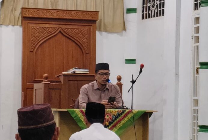 Kakankemenag Aceh Singkil isi Tausiyah Program Gerakan Shalat Shubuh Berjamaah di Masjid Taqwa Muhammadiyah Pasar Singkil