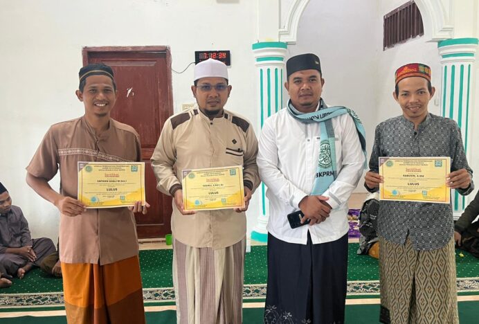 Bukti Dedikasi dan Komitmen Organisasi, Tiga Kader BKPRMI Aceh Singkil Lulus dan Terima Sertfikat LMD 1 Tahun 2024