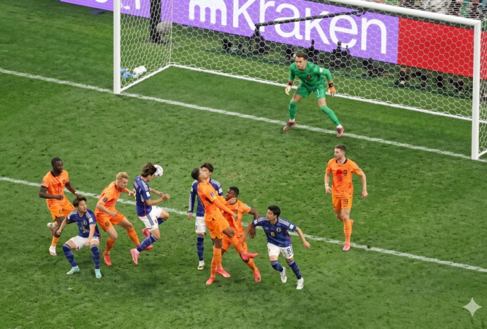 Oranye dan Samurai Berbalas Gol, Skor 2 – 2