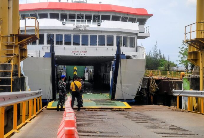 Ledakan Kamar Mesin KMP Aceh Hebat 2, 14 Korban Dilarikan ke Rumah Sakit