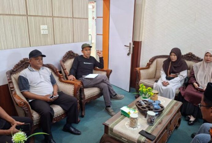 Kadis Syariat Islam Banda Aceh Terima Audiensi Pengurus TPQ Hidayatul Ulum Lambaro Skep