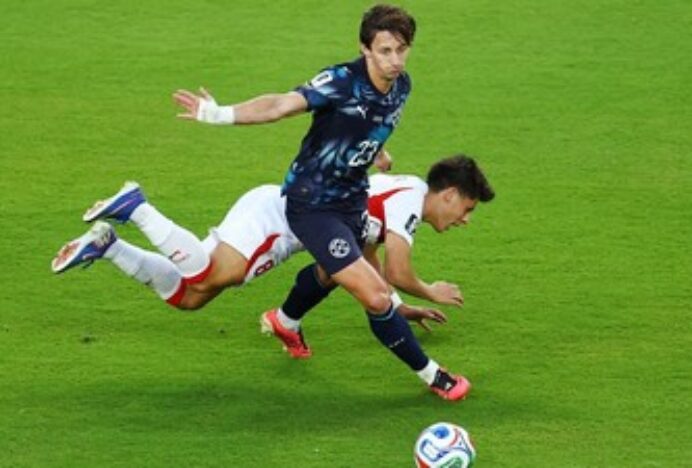 Hasil Piala Dunia: Dibungkam 10 Pemain Paraguay, Turki Tersingkir