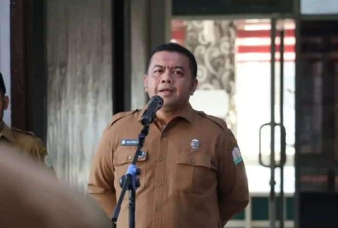 Sekdis Sosial Aceh Pimpin Apel Pagi, Ajak ASN Tingkatkan Disiplin dan Kinerja Pelayanan