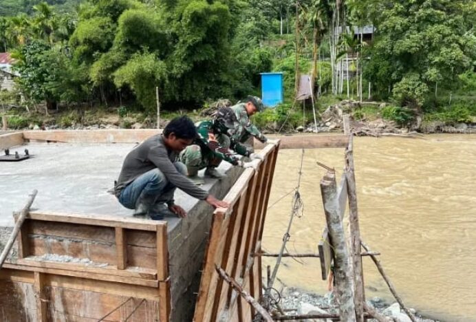 Pembangunan Jembatan Gantung Penghubung Dua Desa di Nagan Raya Dipercepat