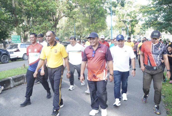 Sekda Aceh Besar Hadiri Olahraga Bersama Peringati HUT Bhayangkara ke-80