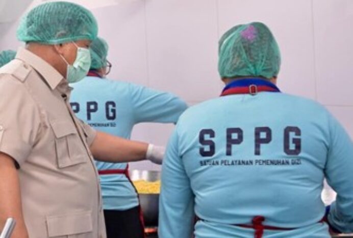 Prabowo Tinjau SPPG Palmerah Jakarta dan Ikut Santap MBG