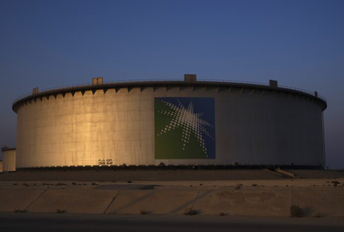 Saudi Akan Diskon Harga Minyak US$6/Barel ke Asia pada Juli
