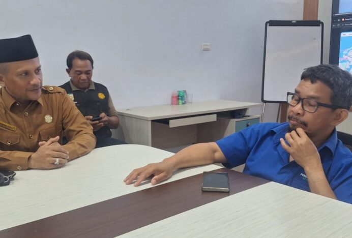 PDAM Tirta Daroy Apresiasi Tim Pageu Gampong Kampung Baru Berhasil Amankan Pelaku Pencurian Meteran Air