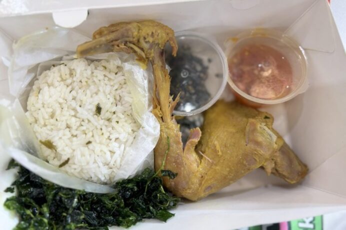 Baru Debut, Ayam Goreng Basah Aldi Taher Diserbu hingga Antre 3 Jam!