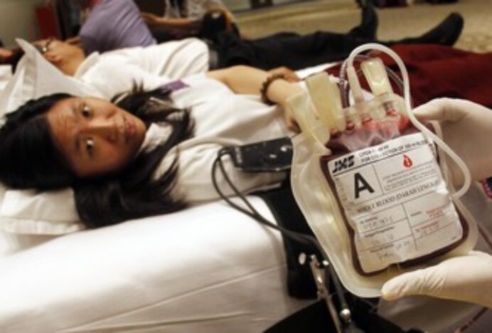 5 Efek Setelah Donor Darah terhadap Tubuh dan Cara Mengatasinya