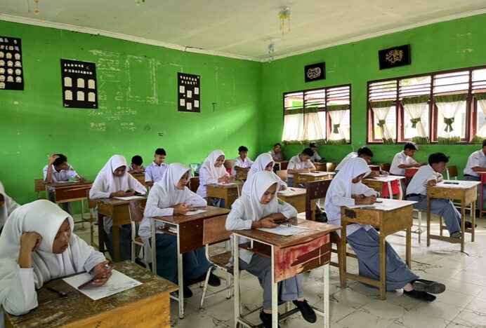 Respon Kemajuan Teknologi, MAN Aceh Singkil Gelar Ujian Akhir Semester Genap TP 2025-2026 Berbasis Aplikasi