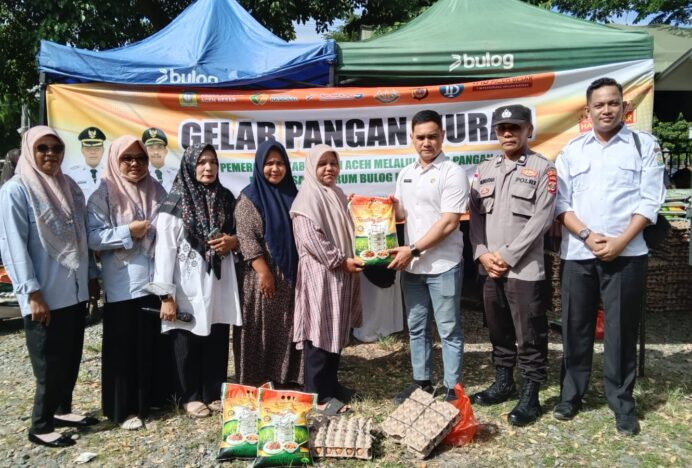 Gerakan Pangan Murah Diserbu Warga Simpang Tiga