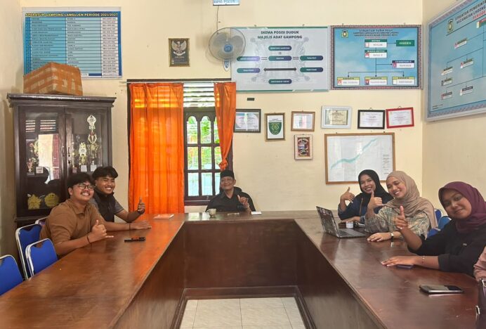 Matangkan Persiapan Communication Care 2026, HMP KPI UIN Ar-Raniry Gelar Audiensi dengan Geuchik Gampong Lamsujen