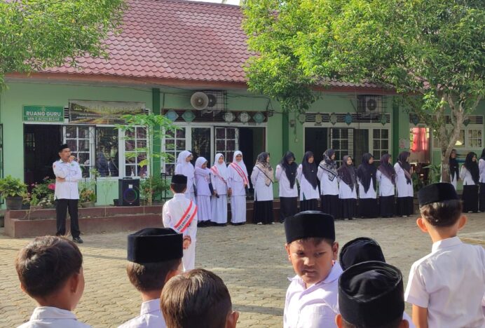 MIN 6 Aceh Besar Sambut Murid Baru dan Lama, Awali Tahun Ajaran Baru dengan Apel Perdana dan MATAMUDA